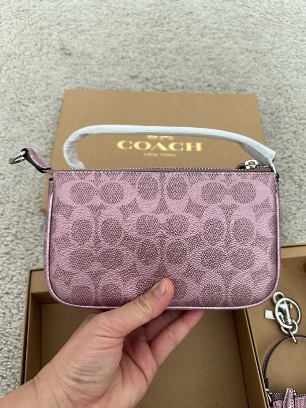 NWT Coach Boxed Nolita 19 And Nolita Bag Charm Set Pink/Rose CCK96 - Picture 5 of 9